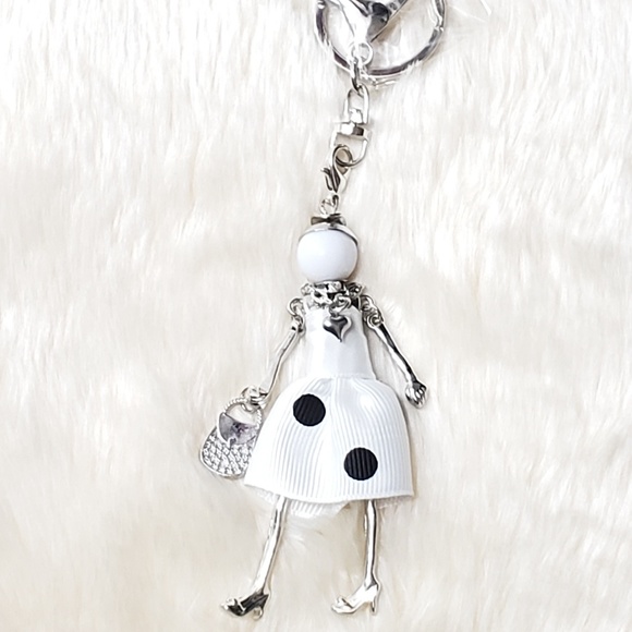 ⤵⤵New Polka Dot Cute Doll Handbag KeychainKeycharm - Picture 2 of 3